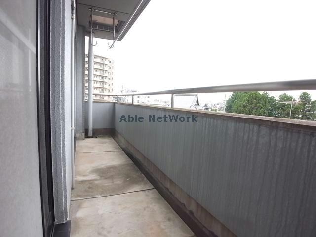 バルコニー　ベランダ