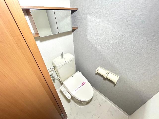 トイレ　シャワー付トイレ