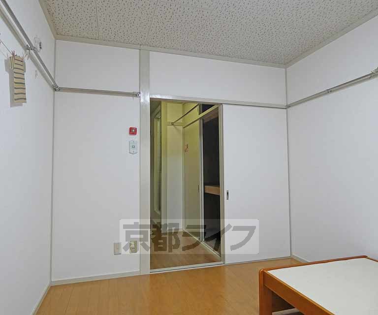 居室・リビング　広々としたお部屋です・