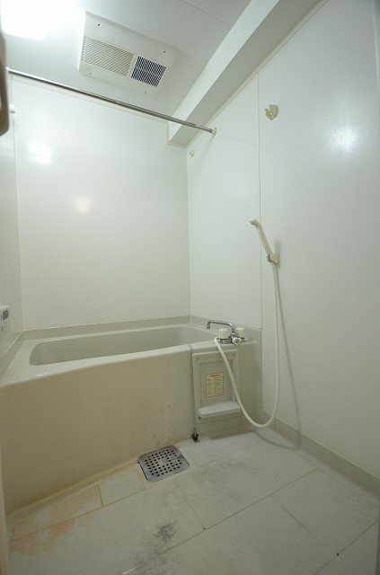 バス・シャワールーム　同物件別号室の写真です。