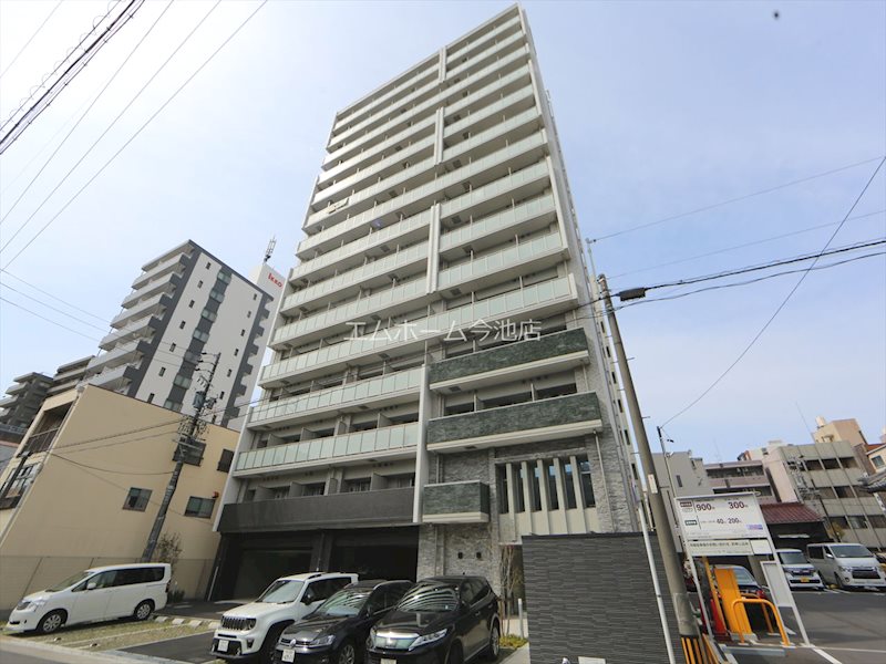 建物外観　外観　オートロック防犯カメラTVモニターホン宅配BOX完備