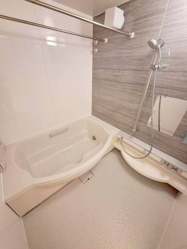 バス・シャワールーム　★追焚・暖房乾燥機付きバス★