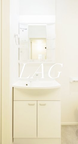 洗面設備　独立洗面台です。