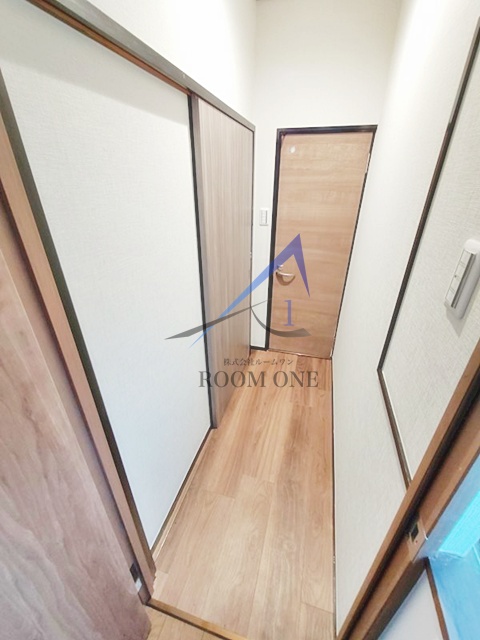 玄関　玄関です。