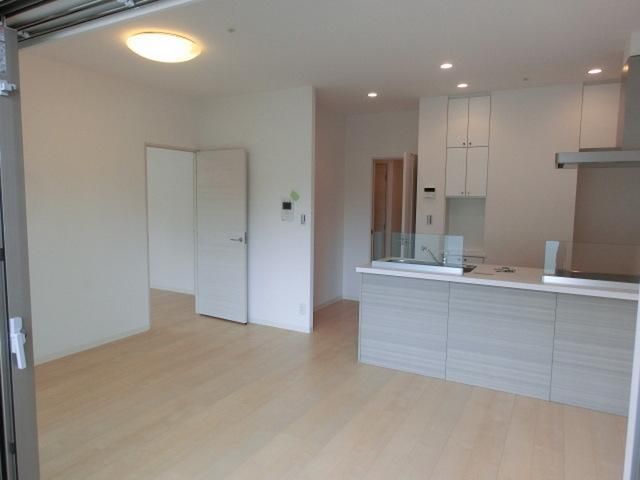 居室・リビング　ゆったり12.6帖のリビング