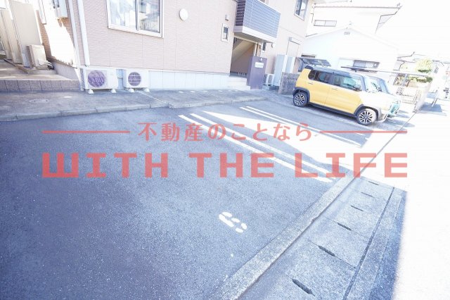駐車場　駐車場完備です