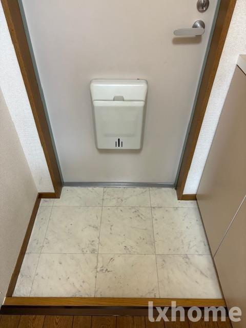 玄関　収納もある玄関です