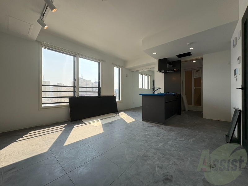 居室・リビング　広々としたリビングですね。使い勝手がよさそうですね！