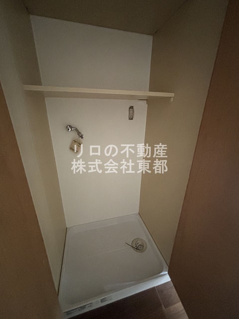 その他　水漏れの心配がない防水パン付きの洗濯機置き場です♪