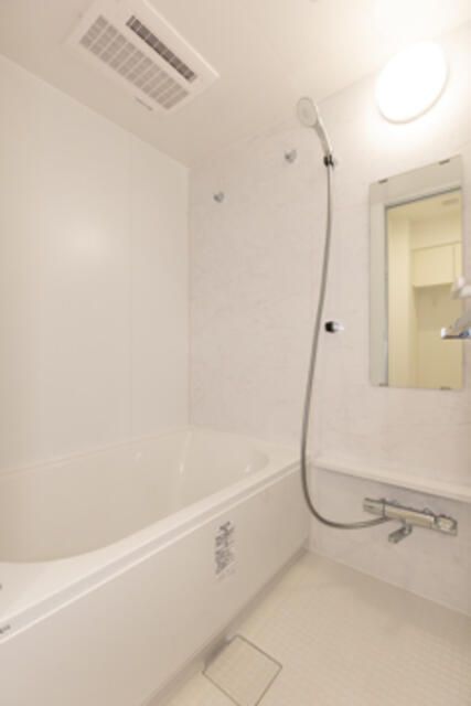 バス・シャワールーム　参考写真です