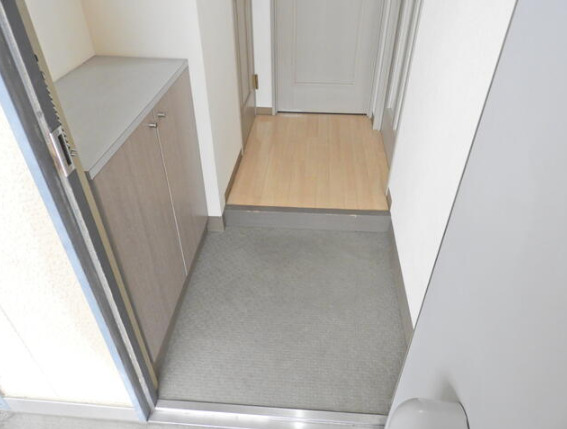 玄関　明るい玄関です