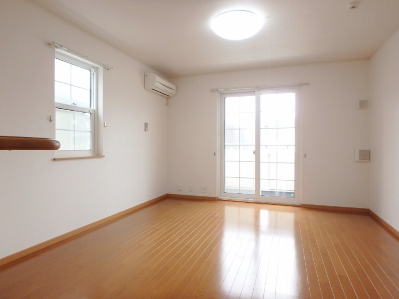 居室・リビング　図面と現状に相違がある場合には現状を優先