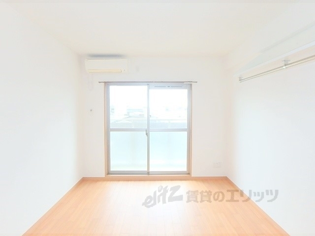 居室・リビング　居室