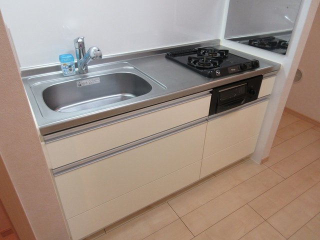 キッチン　グリル付き２口ガスコンロのキッチンです！
