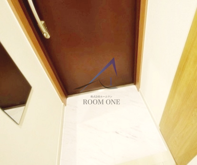 玄関　玄関です。