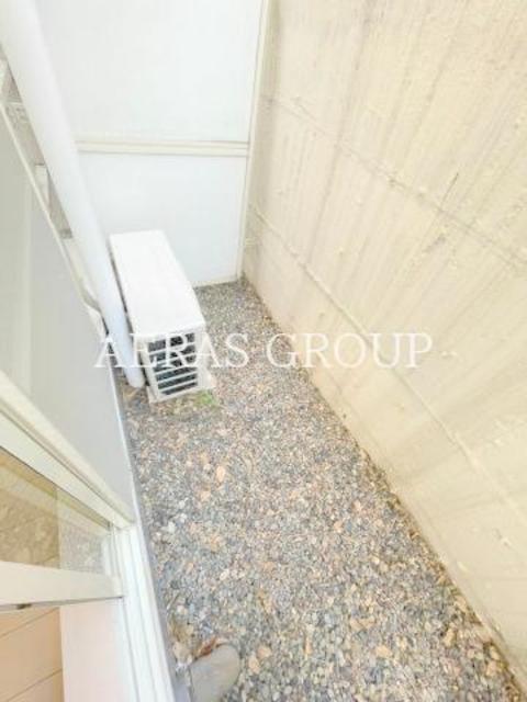 バルコニー　テラス