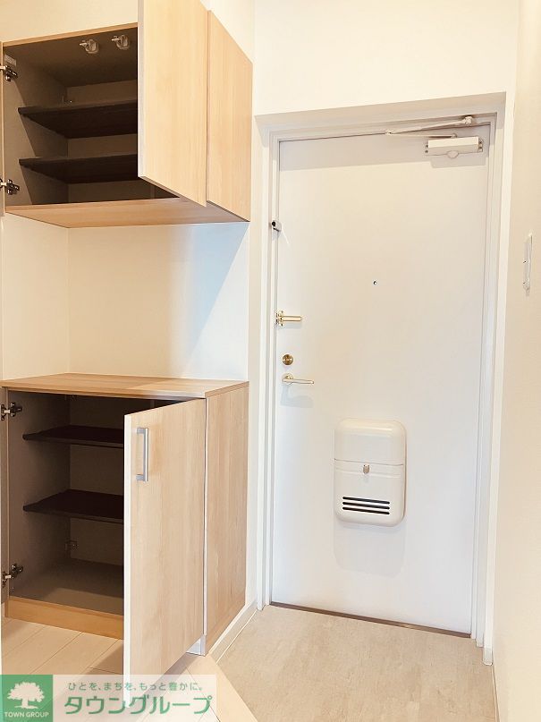 玄関　※参考写真