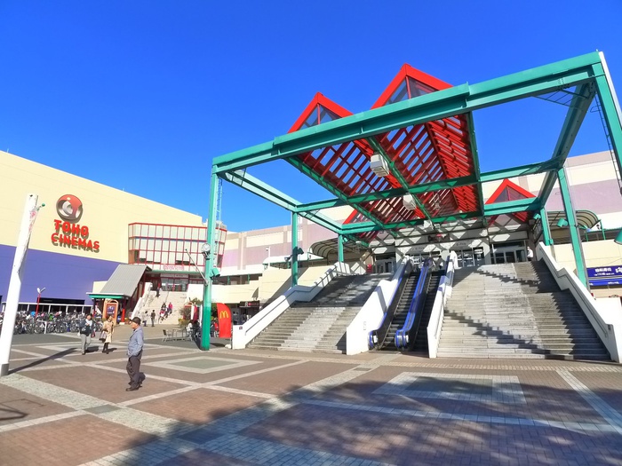 ショッピングセンター　コルトンプラザ（ショッピングセンター）まで2300m