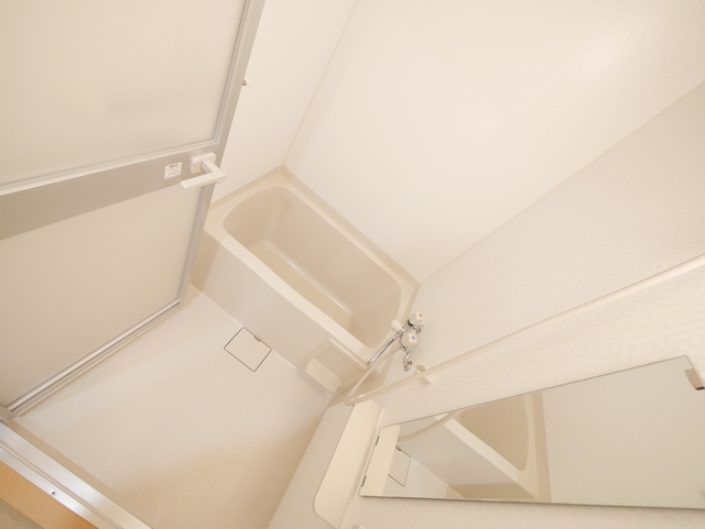 バス・シャワールーム　★鏡付のバスルームです★