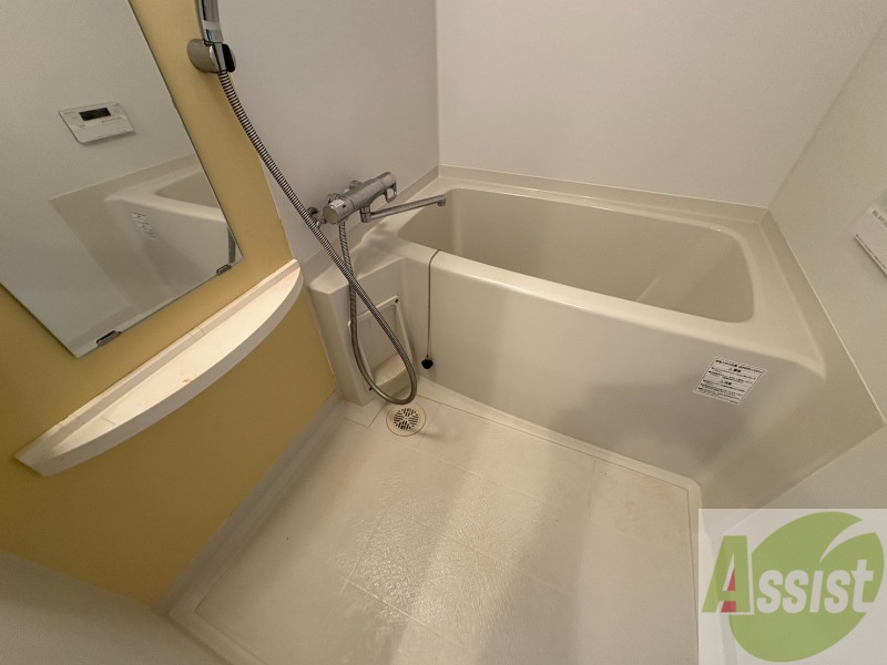 バス・シャワールーム　お風呂になります。一日の疲れを癒してくださいね。