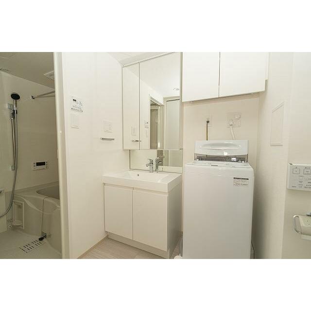 洗面設備　※家具等は付帯しておりません