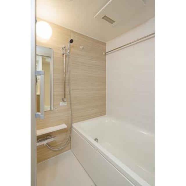 バス・シャワールーム　※写真は同タイプ住戸です。