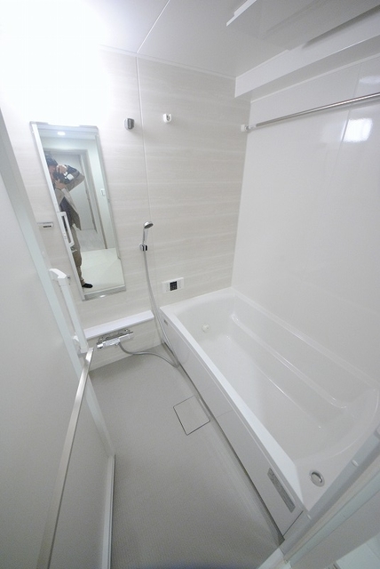 バス・シャワールーム　写真は２０３号室