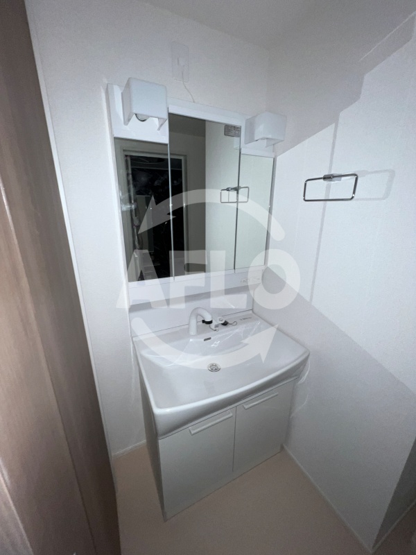 洗面設備　リアライズ長居公園通　独立洗面台