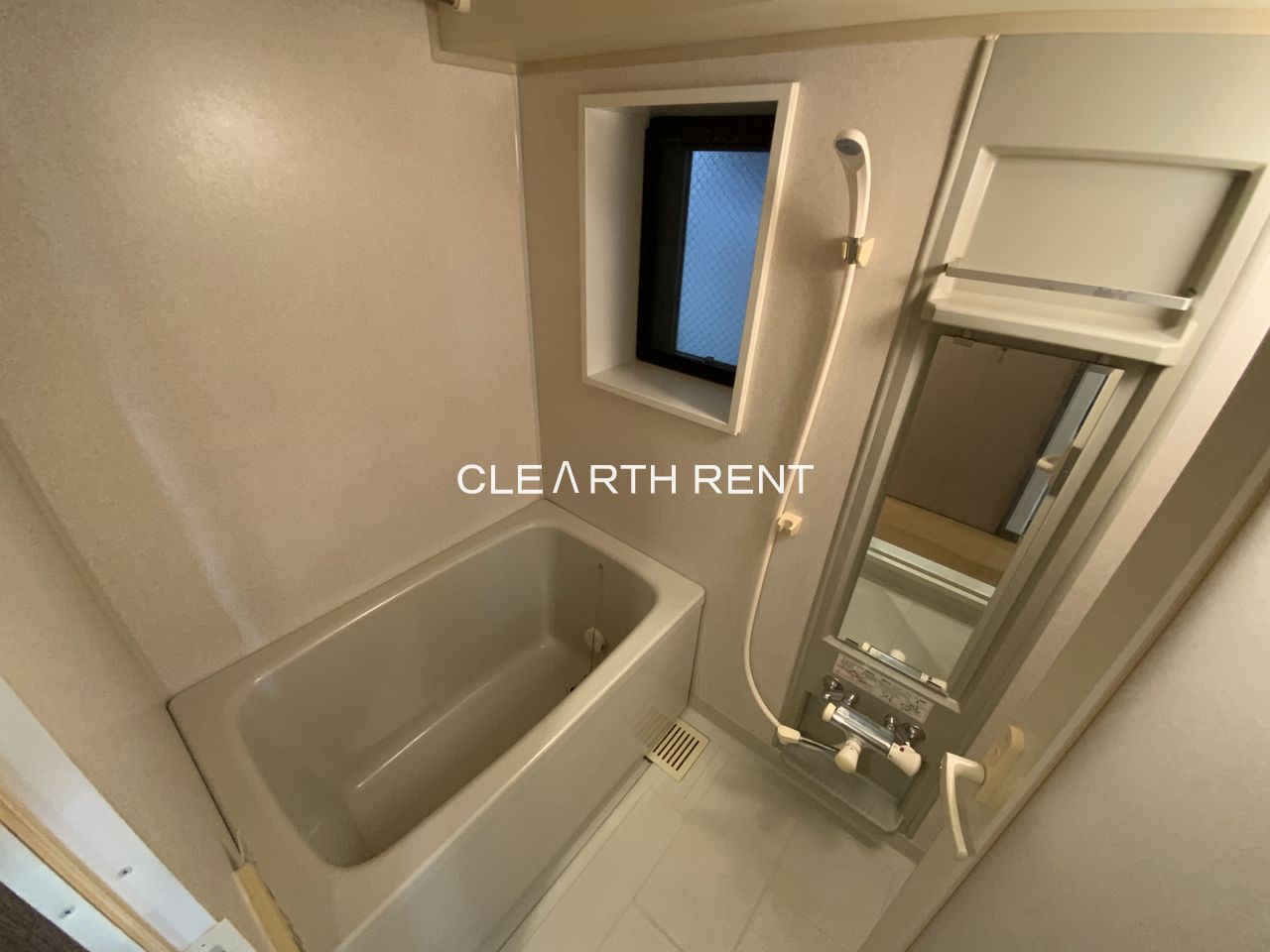 バス・シャワールーム　同タイプ別住戸写真となります。現況と異なる場合がございます。