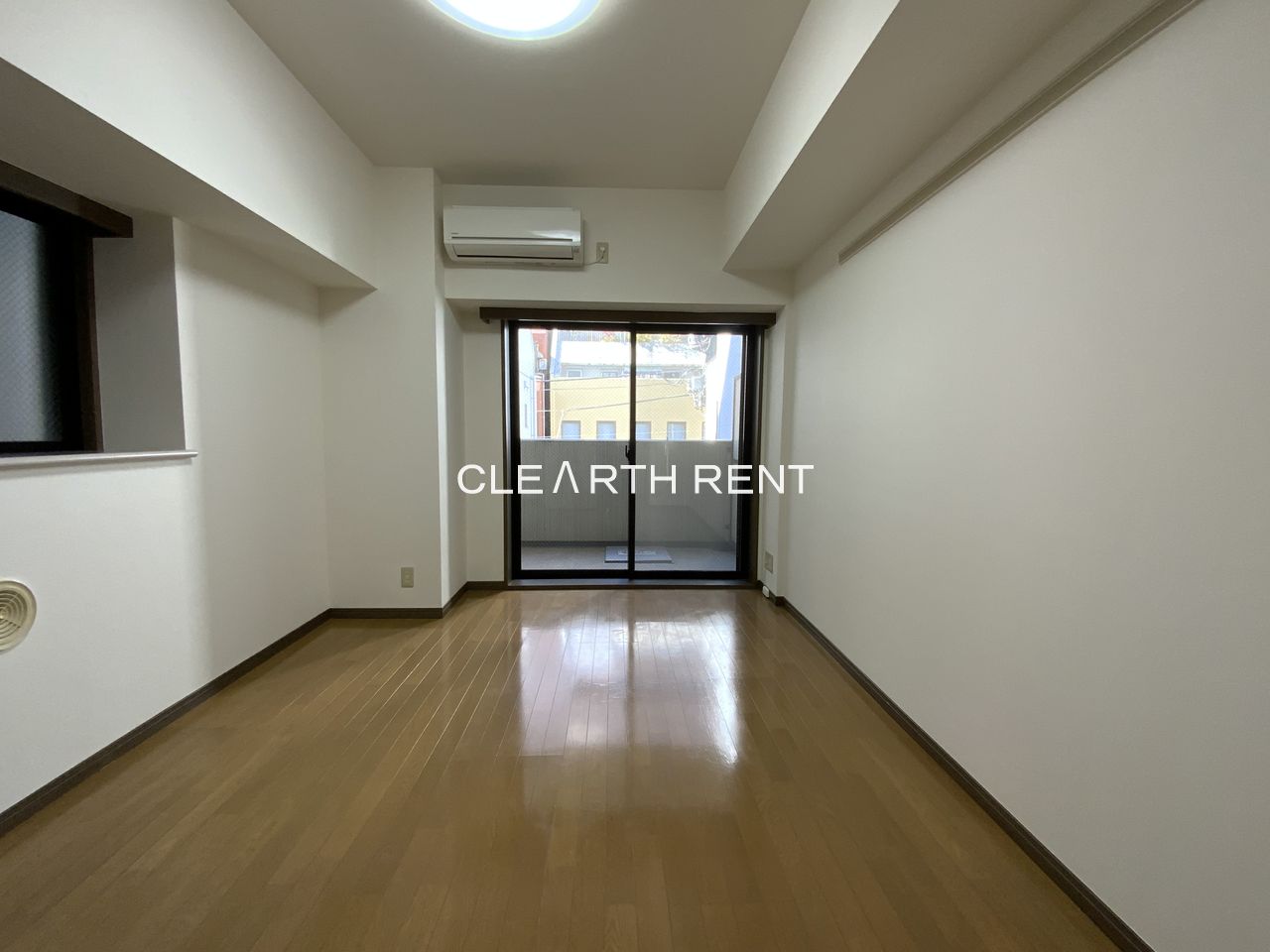 居室・リビング　同タイプ別住戸写真となります。現況と異なる場合がございます。