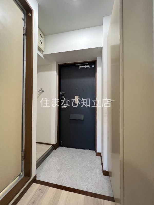 玄関　同型別部屋写真