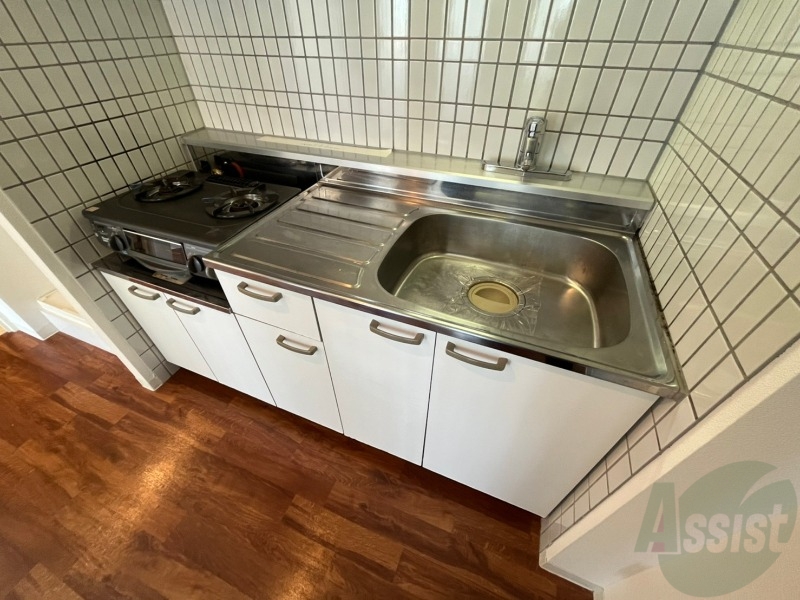 キッチン　キッチンはスペースも広々していて使いやすそうですよ！