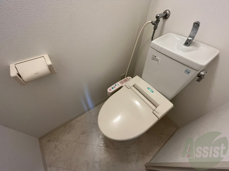 トイレ　トイレです。ウォシュレット付を探している方、おすすめです。