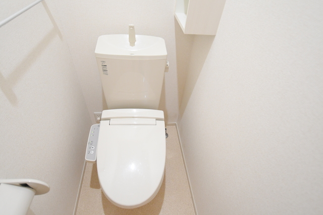 トイレ　トイレ