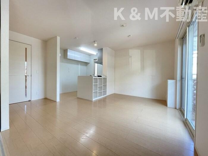 居室・リビング　おしゃれな居間です