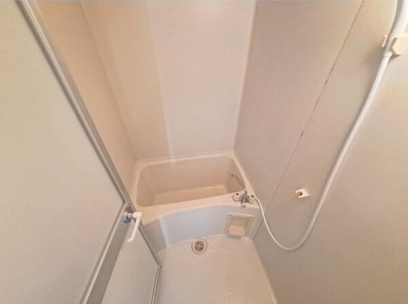 バス・シャワールーム　図面と現状に相違がある場合には現状を優先