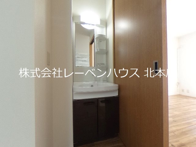 洗面設備　レーベンハウス北本店へ　048-590-5757