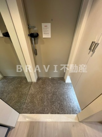 玄関　【セイワパレス森ノ宮中央】明るい玄関です