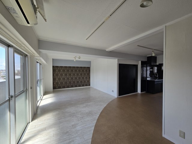 居室・リビング　主税ビル