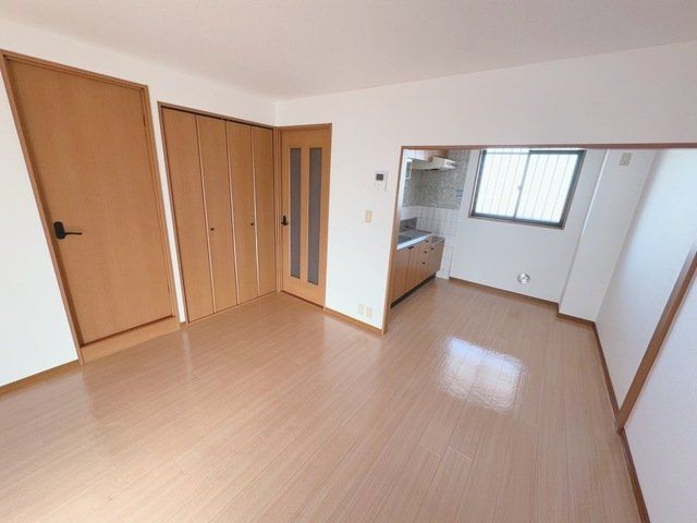 居室・リビング　物件画像