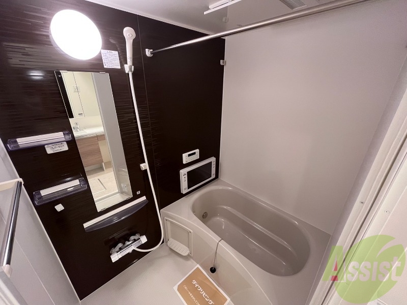 バス・シャワールーム　追い焚き機能もあるので、いつでも温かいお風呂に入れますね。