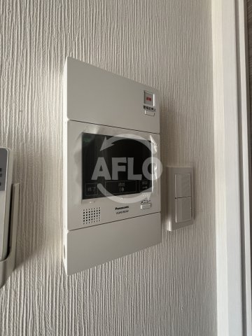 セキュリティ　ファーストフィオーレ江坂ウエスト　インターホン