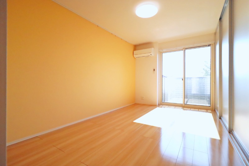 居室・リビング　図面と現状に相違がある場合には現状を優先