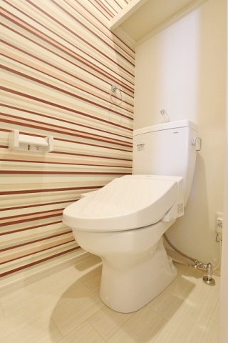 トイレ　清潔感のあるお手洗いですね