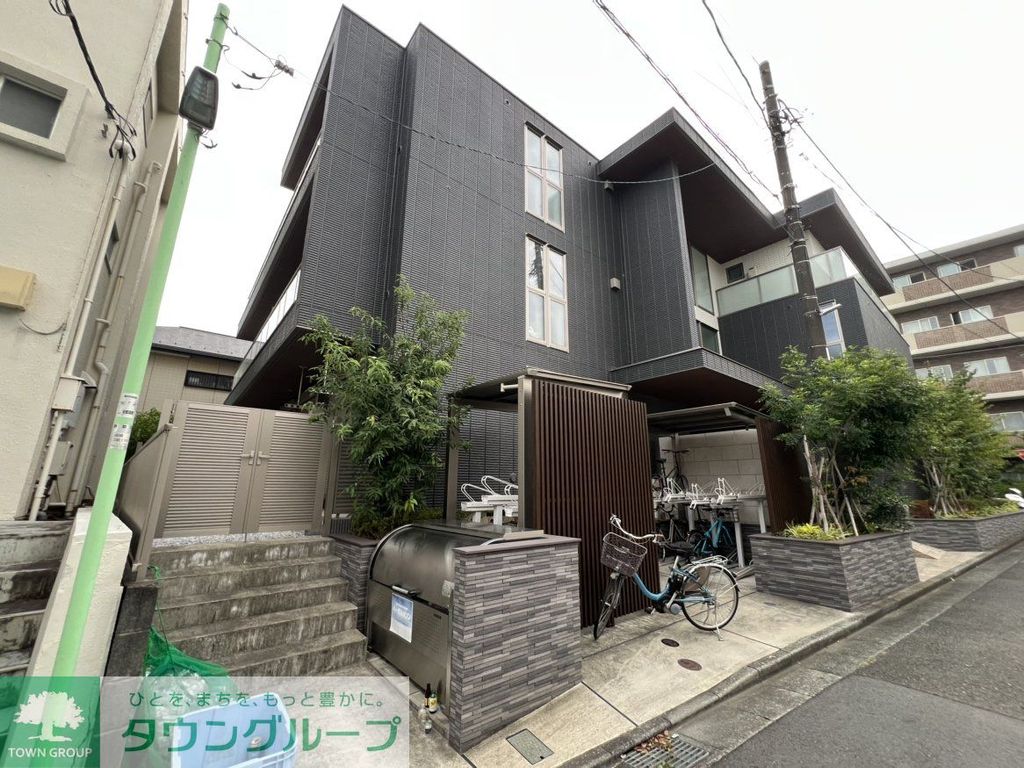 建物外観　エントランス