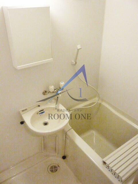 バス・シャワールーム　お風呂です。