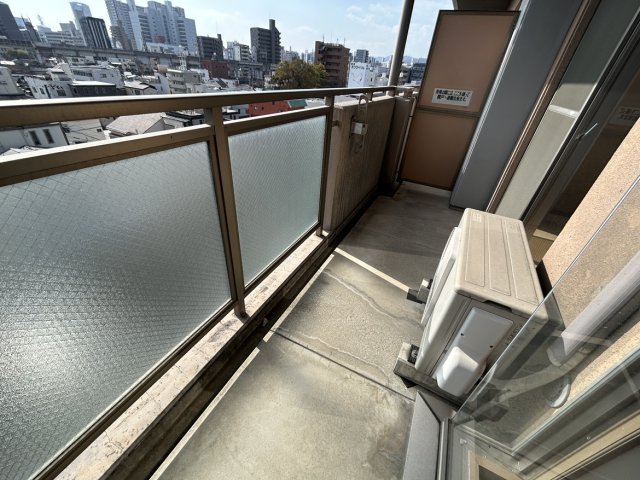 バルコニー　同物件別号室の写真です。