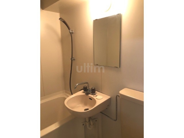 洗面設備　※他のお部屋です、ご参考までに