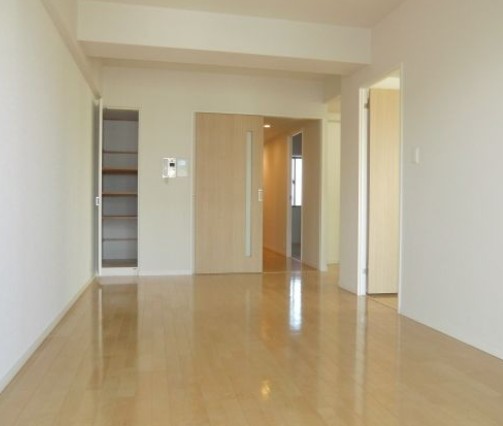 居室・リビング　居間です