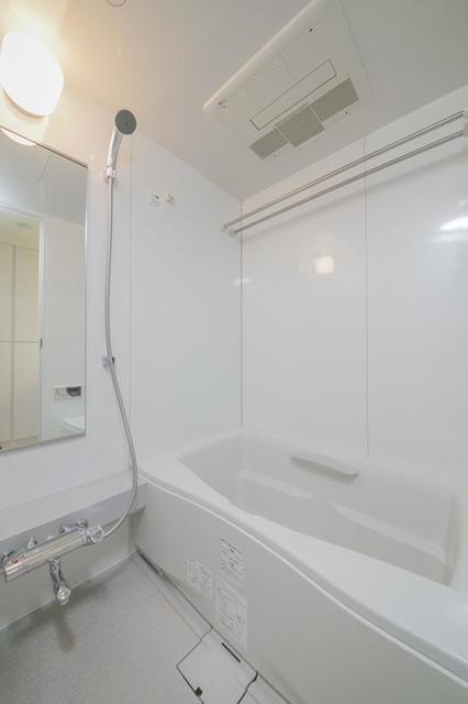 バス・シャワールーム　※写真は同タイプ住戸です。